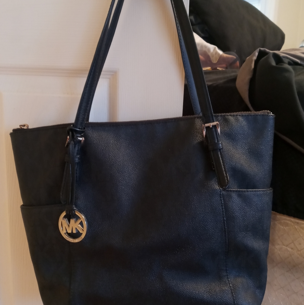 Black Michael Kors purse